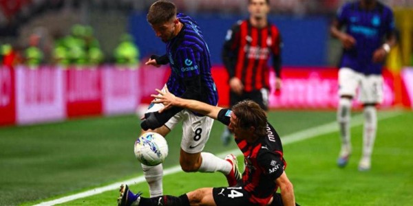 意甲最新消息：国际米兰0-1不敌AC米兰，遭遇赛季双杀，联赛8连胜+15轮不败终结