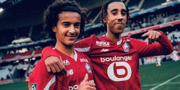 曝曼联欲签18岁法甲沃顿，为约罗前队友标价4000万！300万买瑞典小妖被否决