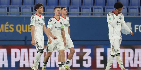 一个协作的巴萨：12名不同的进球者