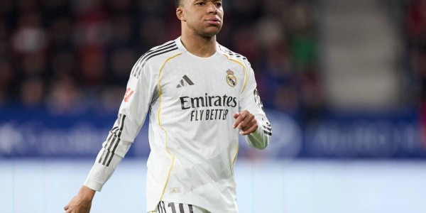 西媒：姆巴佩伤情极严重 他不会为战曼城赌上自己的腿