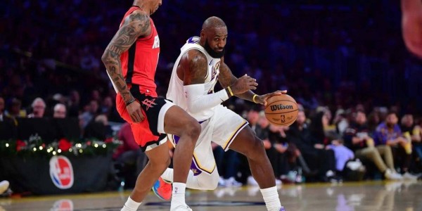 湖人连败危机如何化解 是时候考虑交易詹姆斯了？